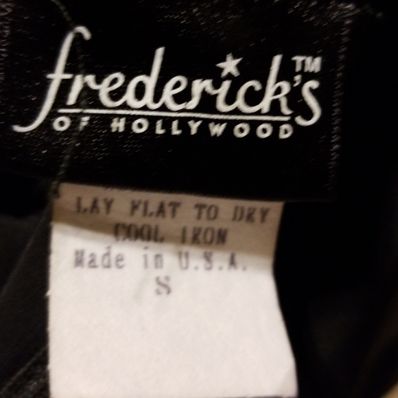 Little black dress - Picture 5 of 5